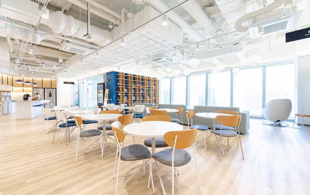 인천 최대 규모 공유오피스 스테이지나인 송도 포스코타워점 파크/오션뷰 메인 라운지